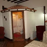 Bed and breakfast Gran La Mesnada 3*