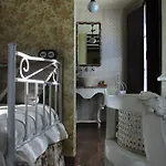 Gran La Mesnada Bed and breakfast