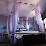 Bed and breakfast Gran La Mesnada 3*