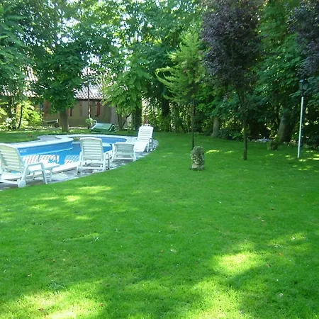 Gran La Mesnada Bed & Breakfast 3*