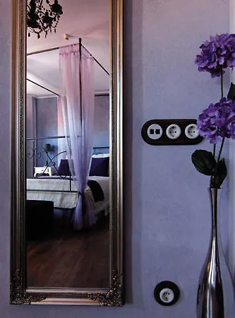 Gran La Mesnada Bed & Breakfast 3*