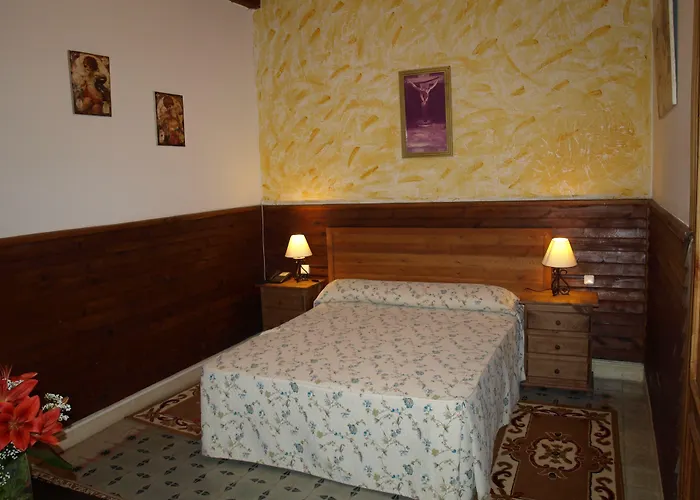 Nocleg ze śniadaniem Gran La Mesnada 3*