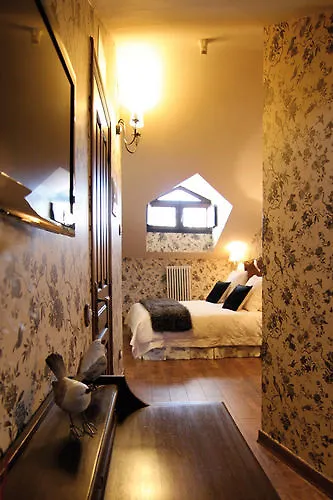 Gran La Mesnada Nocleg ze śniadaniem 3*